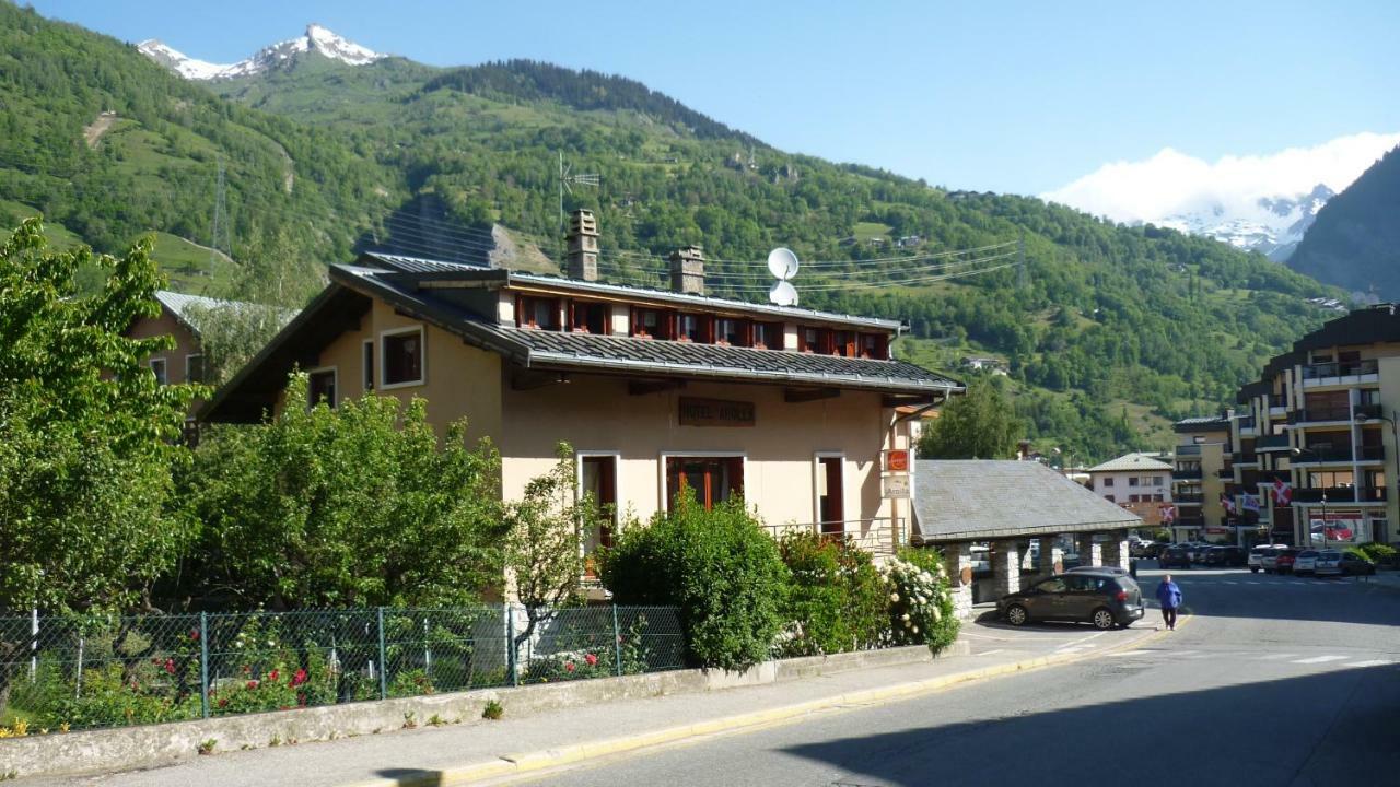 Hotel Arolla Bourg-Saint-Maurice Zewnętrze zdjęcie